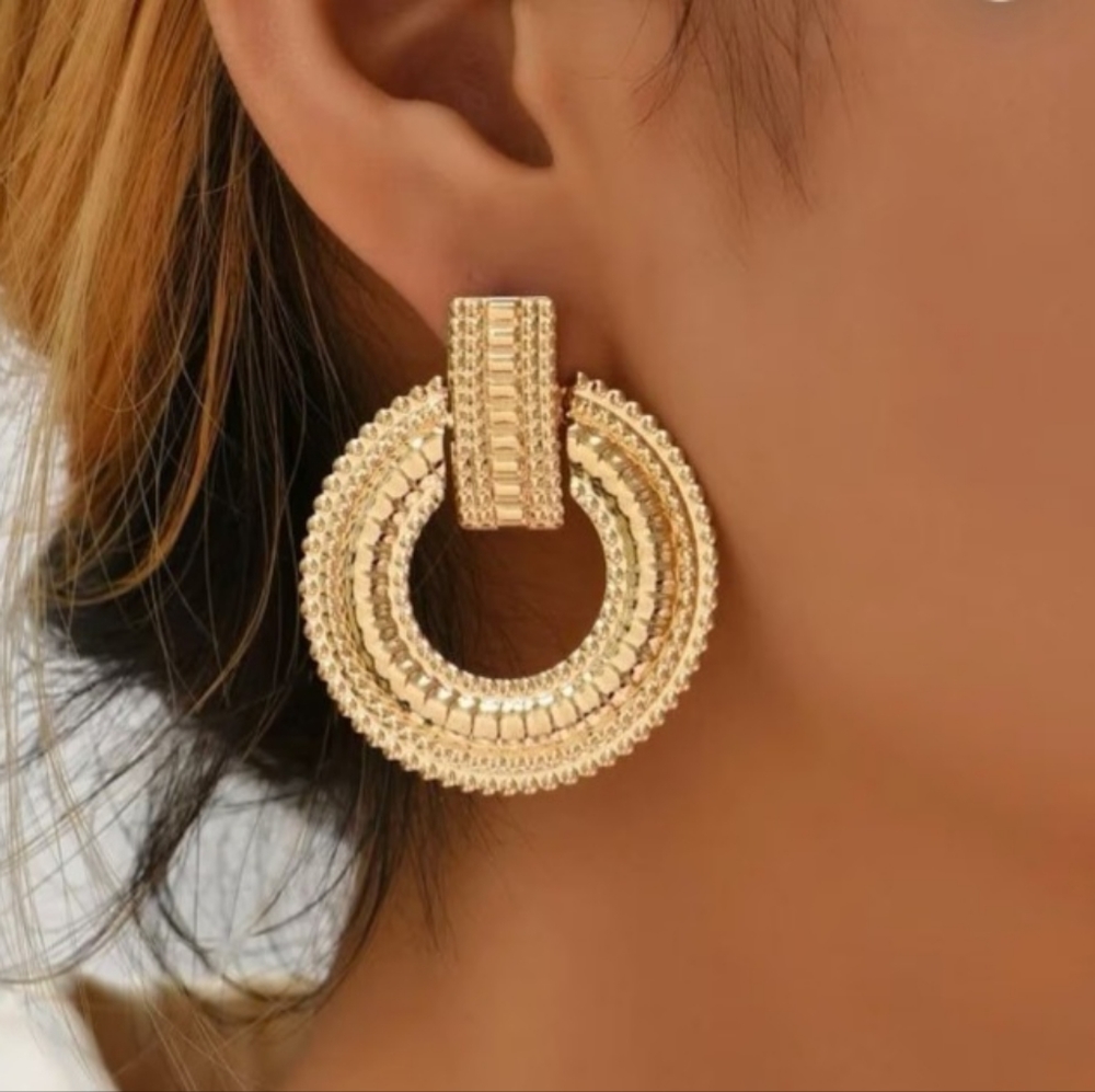Gold Textured Earrings - Picture 3 of 6